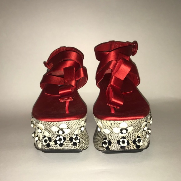 Prada runway platforms - Picture 2 of 7